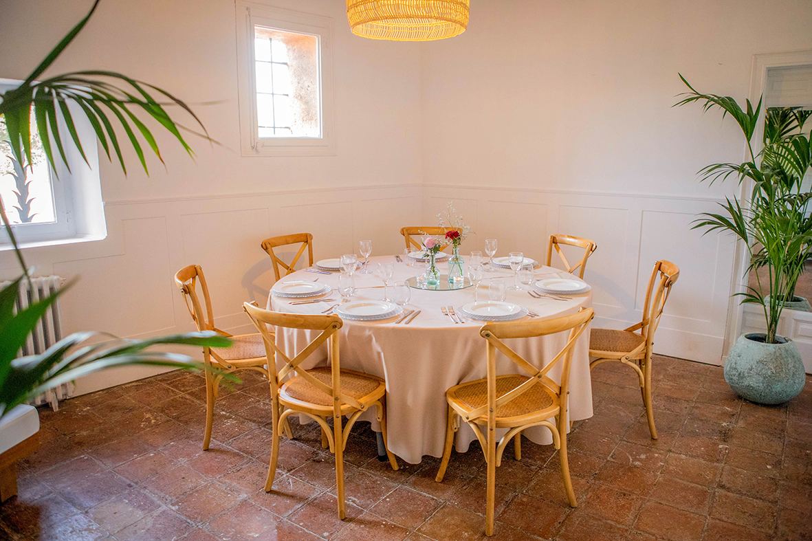 Sala Vinya — mesa para seis